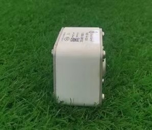 315 แอมป์ความเร็วสูง 500VAC ESS ฟิวส์ 51x51 มม. European Square