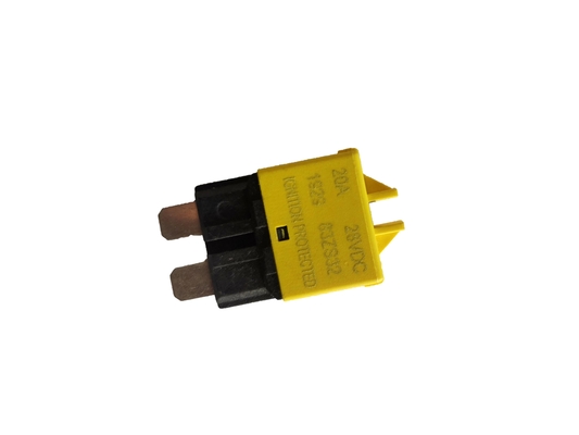 ฟิวส์ใบมีดเบรกเกอร์แบบรีเซ็ตได้ไนลอน 28VDC ฟิวส์ใบมีดขนาดเล็กที่สามารถตั้งค่าใหม่ได้