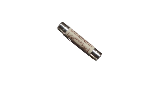 ป้องกันการโอเวอร์โหลด 7 แอมป์ Inline Fuse British Standard 240VAC สีดำ