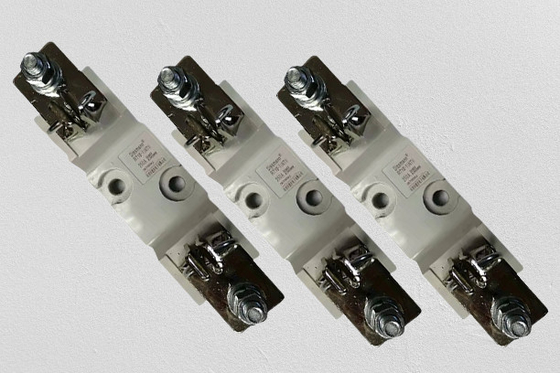NT RT NH ฟิวส์ความจุสูงแตก 600VDC แรงดันไฟฟ้าที่กำหนด IEC60269